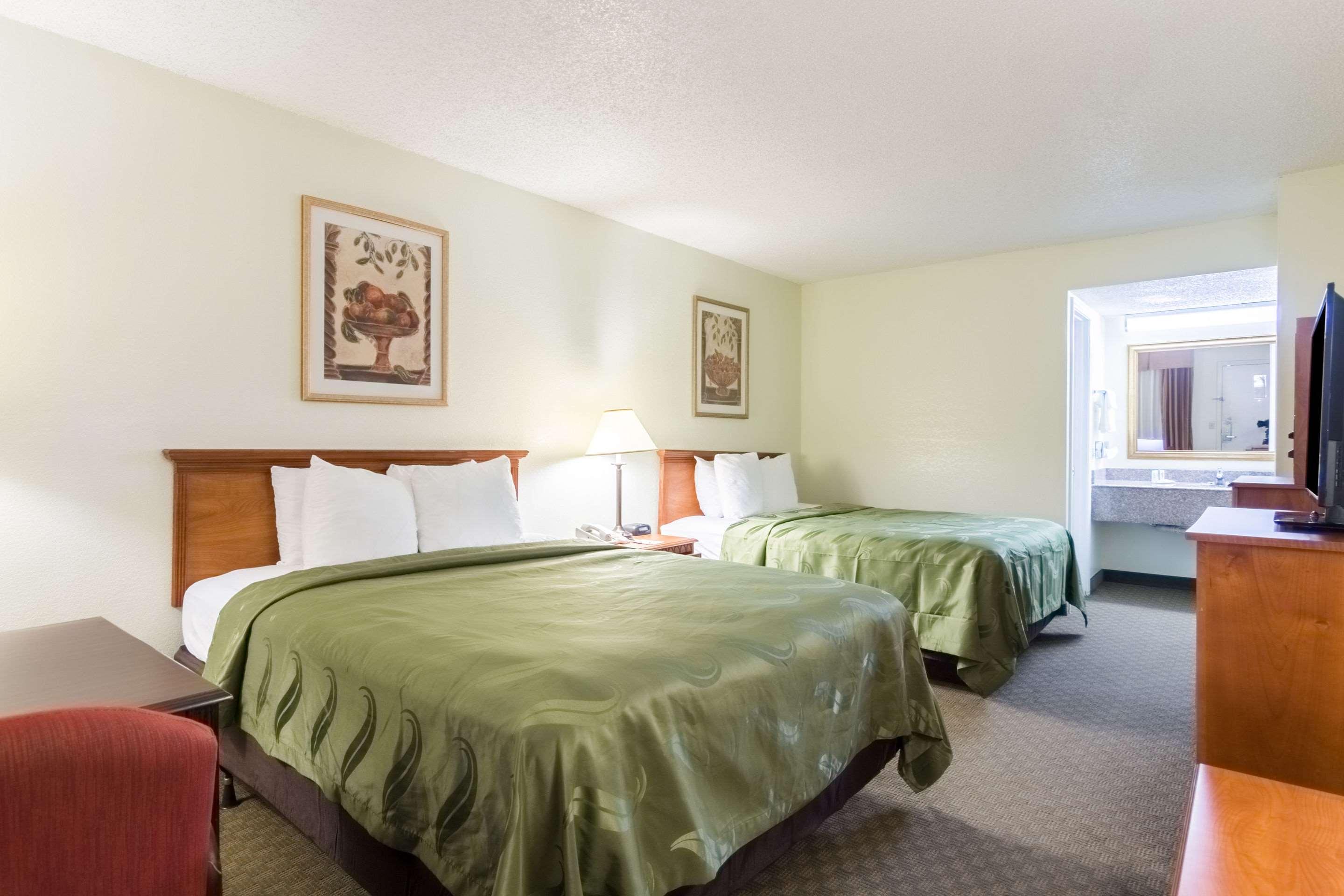 Quality Inn & Suites Alma - Fort Smith Northeast Eksteriør bilde