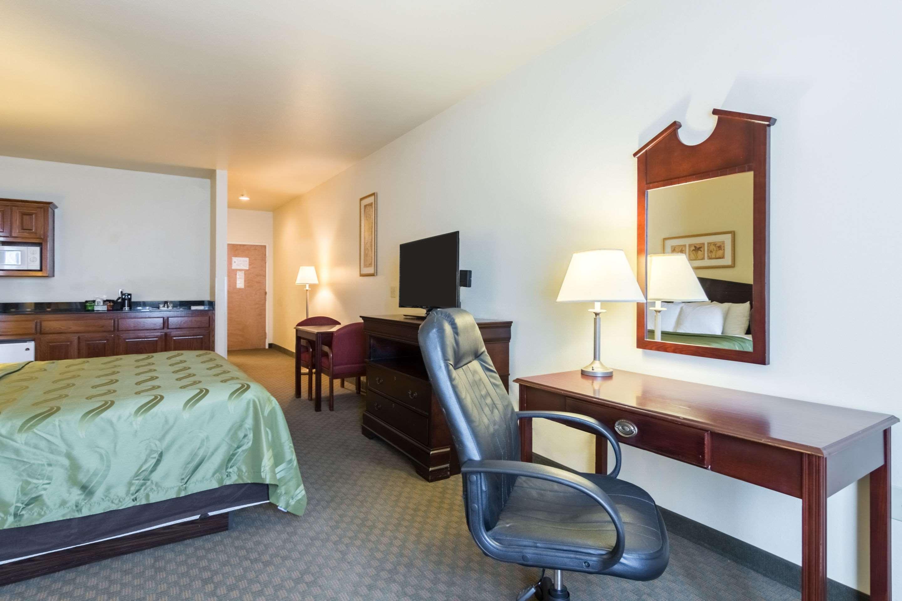 Quality Inn & Suites Alma - Fort Smith Northeast Eksteriør bilde