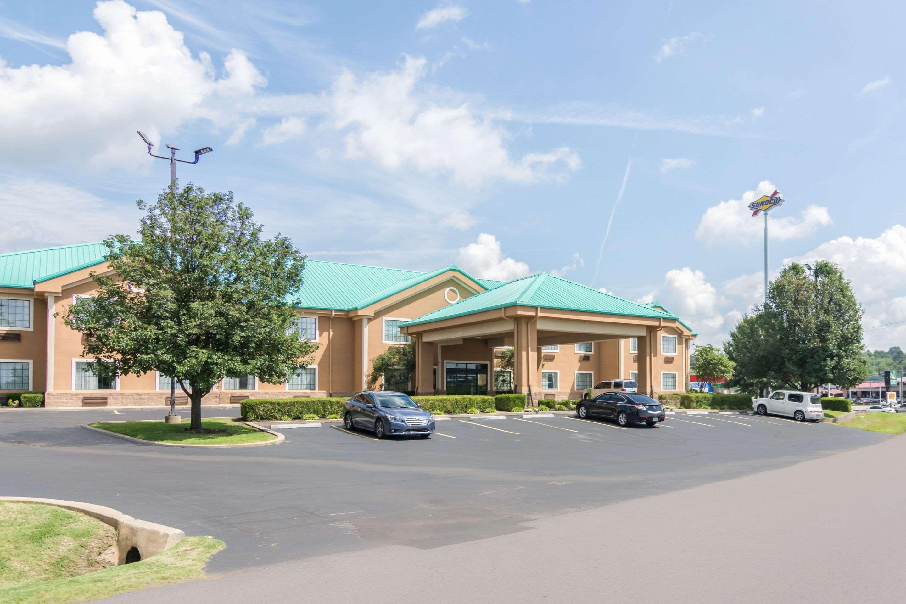 Quality Inn & Suites Alma - Fort Smith Northeast Eksteriør bilde