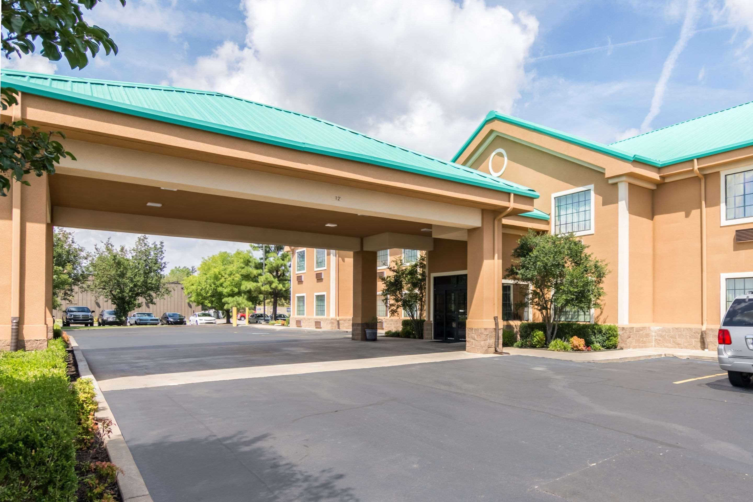 Quality Inn & Suites Alma - Fort Smith Northeast Eksteriør bilde