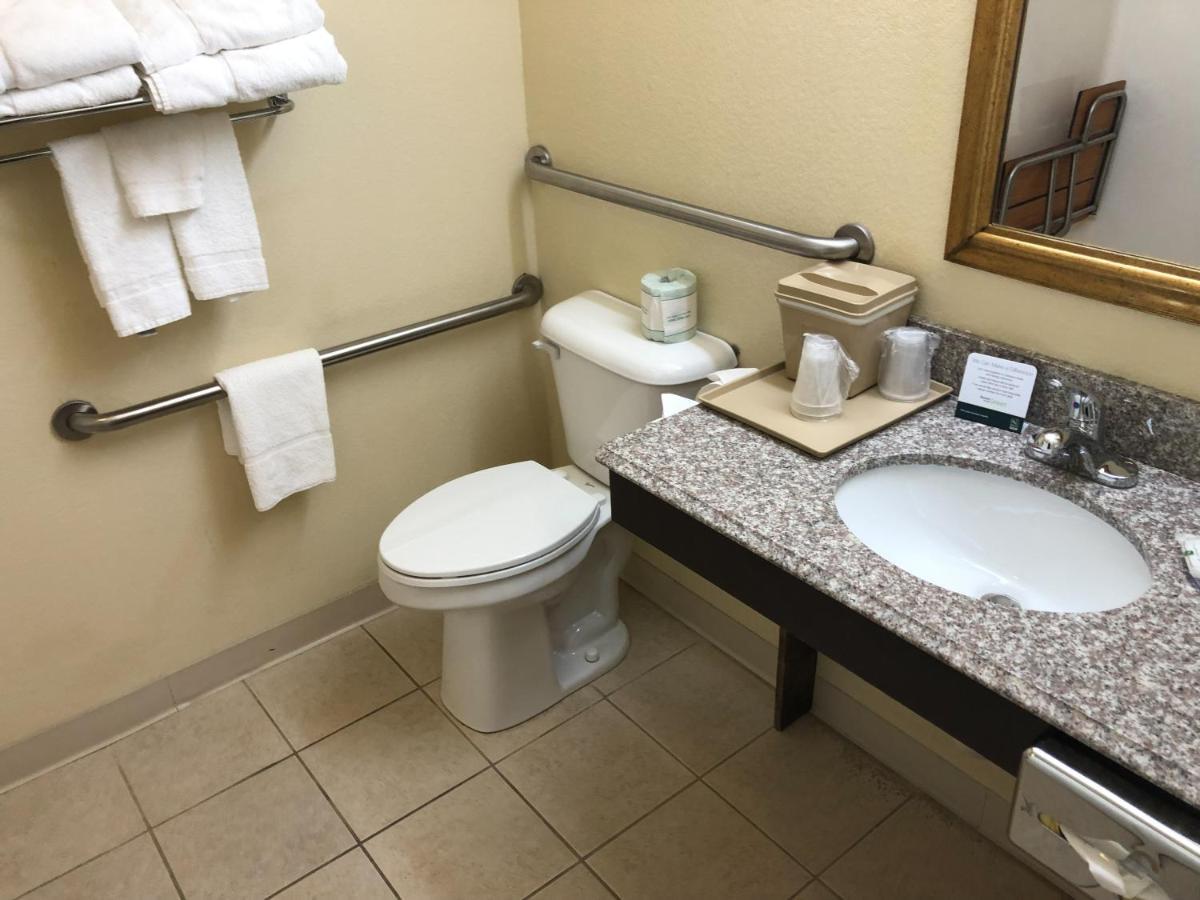 Quality Inn & Suites Alma - Fort Smith Northeast Eksteriør bilde