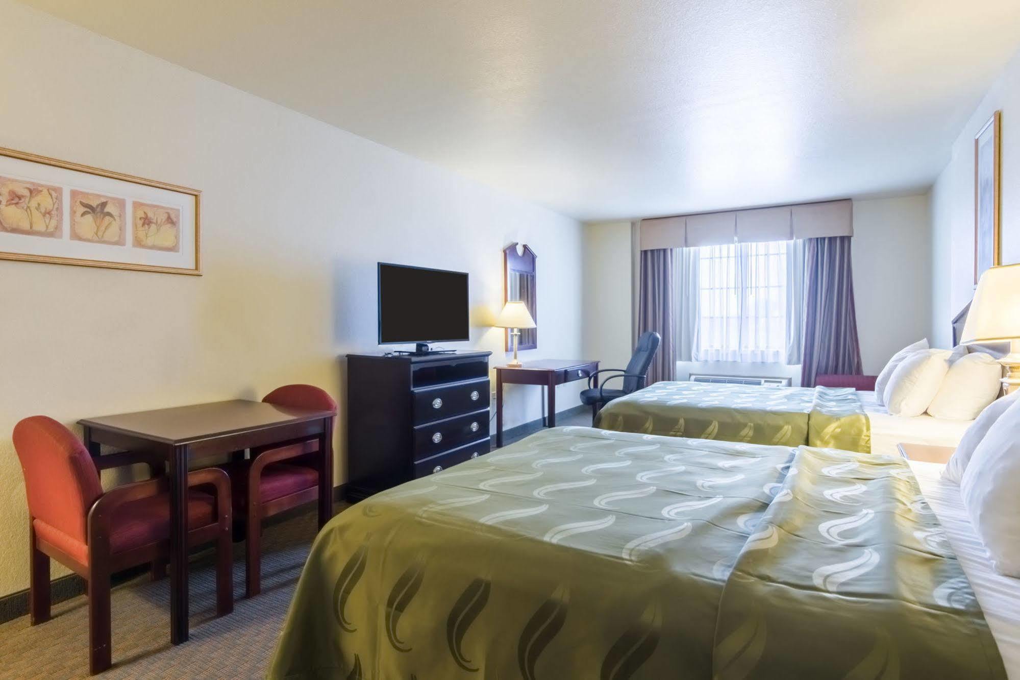 Quality Inn & Suites Alma - Fort Smith Northeast Eksteriør bilde